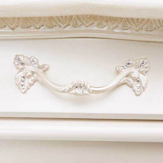 AICO Lavelle Rectangular Cocktail Table in Classic Pearl